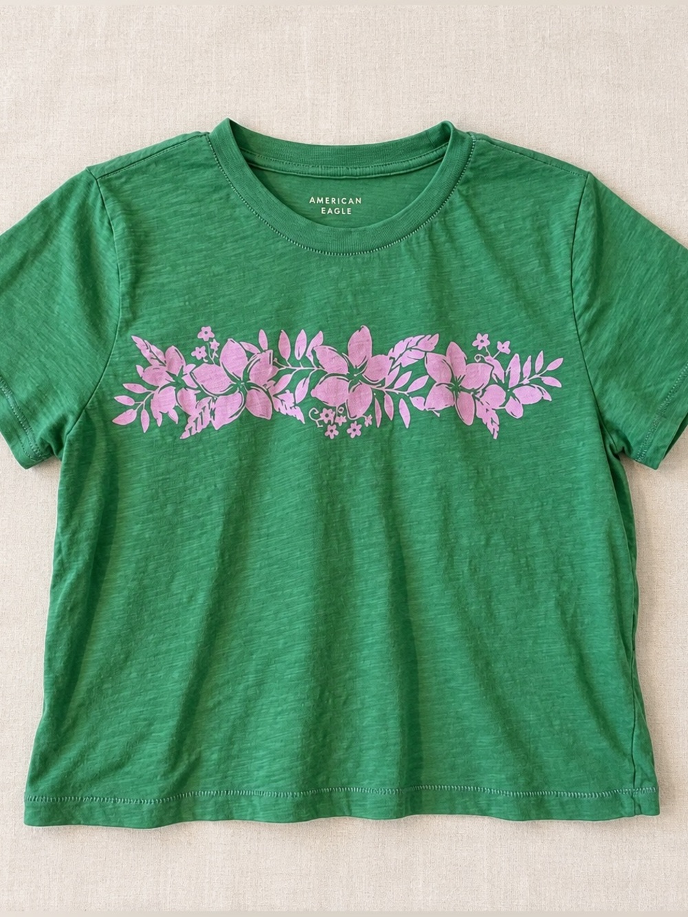 American Eagle Green Floral Graphic T-Shirt Women’s M
